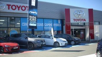 TOYOTA CHARTRES - CAR LOVERS 