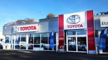 TOYOTA ETAMPES - CAR LOVERS 