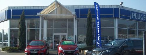 Informations: PEUGEOT CARPENTRAS