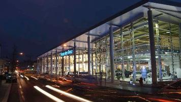 MERCEDES-BENZ LYON VAISE