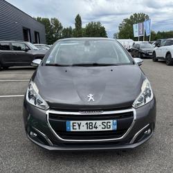 Peugeot 208 Puretech 82 STYLE + Attelage Saint-Savin