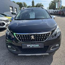 Peugeot 2008 130 S&S Crossway + Attelage Saint-Savin