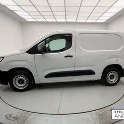Citroen Berlingo E- VAN TAILLE M 800KG 136 CH BATTERIE 54 KWH occasion - Saint-&Eacute;tienne - photo 2/32