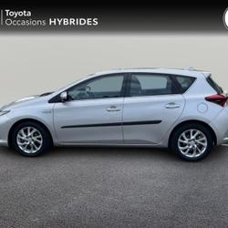 Toyota Auris HSD 136h Dynamic Business Magny-les-Hameaux