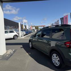 Dacia Jogger Jogger Hybrid 140 5 places Expression Lannion