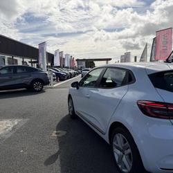 Renault Clio 5 TCe 90 - 21N Business occasion - Lannion - photo 2/13
