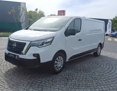 Nissan Primastar Vert-Saint-Denis