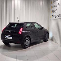 Renault R5 E-Tech Renault 5 E-Tech Electrique 120 ch autonomie urbaine Evolution Morlaix