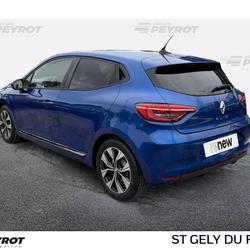 Renault Clio 5 Clio E-Tech full hybrid 145 Evolution Saint-G&eacute;ly-du-Fesc