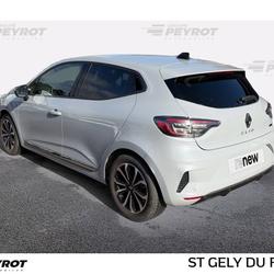 Renault Clio 5 Clio E-Tech full hybrid 145 ch GSR2 Techno Saint-G&eacute;ly-du-Fesc