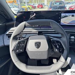 Peugeot 3008 3008 Hybrid 145 e-DCS6 Allure Brignoles