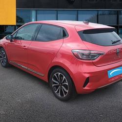 Renault Clio 5 Clio E-Tech full hybrid 145 Techno H&eacute;rouville-Saint-Clair