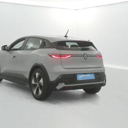 Renault Megane E-Tech Megane E-Tech EV60 220 ch super charge Equilibre H&eacute;rouville-Saint-Clair