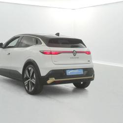 Renault Megane E-Tech Megane E-Tech EV60 220 ch super charge Iconic H&eacute;rouville-Saint-Clair