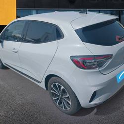 Renault Clio 5 Clio E-Tech full hybrid 145 Techno H&eacute;rouville-Saint-Clair