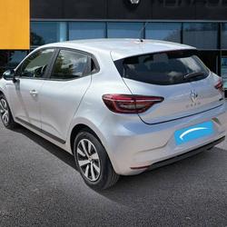 Renault Clio 5 Clio E-Tech full hybrid 145 Equilibre H&eacute;rouville-Saint-Clair