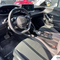 Peugeot e-2008 2008 Electrique 136 ch Allure Pack Brignoles