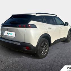 Peugeot e-2008 2008 Electrique 136 ch Style Brignoles