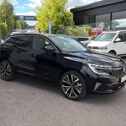 Renault Austral 1.2 e-tech full hybrid 200 iconic Les Achards