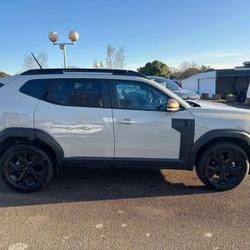 Dacia Duster Duster Hybrid-G 150 4x4 Extreme Plo&euml;rmel