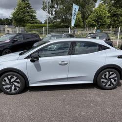 Renault Clio 6 Clio E-Tech full hybrid 160 ch Evolution + Plo&euml;rmel
