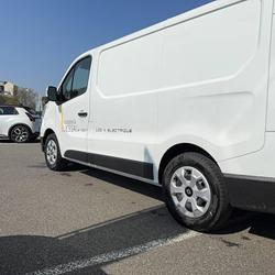 Renault Trafic TRAFIC E-TECH ELECTRIQUE FGN L1H1 3T AC22 ADVANCE Pontivy