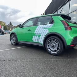 Renault R5 E-Tech Renault 5 E-Tech Electrique 120 ch autonomie urbaine Evolution Pontivy