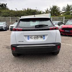 Peugeot 2008 2008 100 S&S BVM6 Style Hy&egrave;res