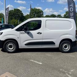 Peugeot Partner E-PARTNER FGN 136 CH M CHARG UT MAJ 54 KWH AUT Laval