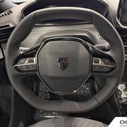 Peugeot 2008 Electrique 156 ch 54 kWh Allure occasion - Aubenas - photo 2/18