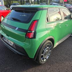 Renault R5 E-Tech Renault 5 E-Tech Electrique 150 ch autonomie confort Evolution Coutances