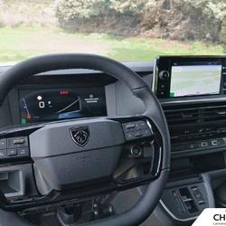 Peugeot Expert EXPERT FGN M DIESEL 180 CH AUTOMATIQUE TECH EDITION Manosque