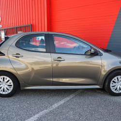 Toyota Yaris Hybrid 116h e-CVT Dynamic Business CAMERA GPS Saint-&Eacute;gr&egrave;ve