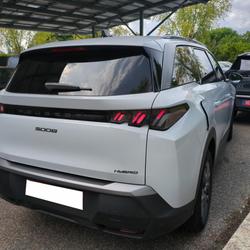 Peugeot 5008 1.2i Hybrid 145 e-DCS6 Allure CHAINE 7 PLACES PACK 360 VISION / DRIVE ASSIST / PANORAMIC NAVIGATION Saint-&Eacute;gr&egrave;ve