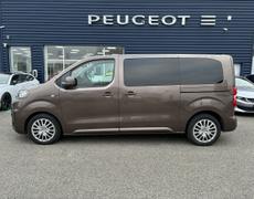 Peugeot Traveller Saint-Savin