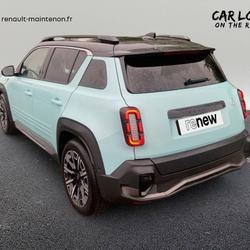 Renault R4 E-Tech Renault 4 E-Tech Electrique 150 ch autonomie confort Iconic Maintenon