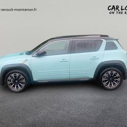 Renault R4 E-Tech Renault 4 E-Tech Electrique 150 ch autonomie confort Iconic Maintenon