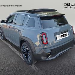 Renault R4 E-Tech Renault 4 E-Tech Electrique 150 ch autonomie confort Iconic Maintenon