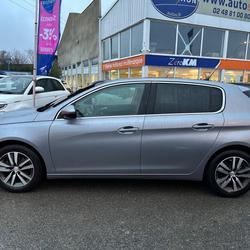 Peugeot 308 II Phase 2 1.2i PURETECH 130 ALLURE + CAMERA + GPS Saint-Doulchard