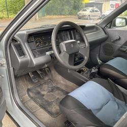 Renault R21 1.7  BERLINE TS PHASE 2 Aubigny-sur-N&egrave;re