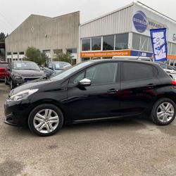 Peugeot 208 1.2i S&S - 82 - SIGNATURE + CARPLAY Saint-Doulchard