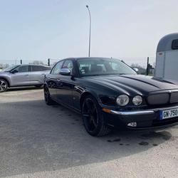 Jaguar XJ 2.7 V6 D Bi-TURBO - BVA - EXECUTIVE Aubigny-sur-N&egrave;re