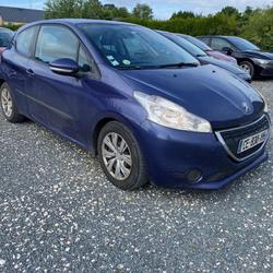Peugeot 208 1.4 HDi FAP - 68  Access Amilly
