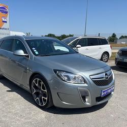 Opel Insignia Sports Tourer 2.8 V6 Turbo - 325 - BVA 4x4 Amilly