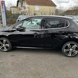 Peugeot 208 1.2i Pure Tech 12V S&S - 110 - BV EAT6  GT Line Amilly