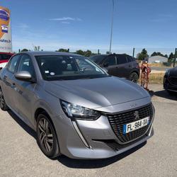 Peugeot 208 1.2i Pt - 100  Allure Gien