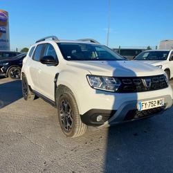 Dacia Duster 1.5 Blue dCi - 115 15 Ans + Attelage + Cam 360&deg; occasion - Saint-Doulchard - photo 2/34