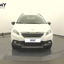 Peugeot 2008 2008 1.2 PureTech 110ch S&S BVM5 Urban Cross Laval