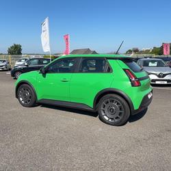 Renault R5 E-Tech Renault 5 E-Tech Electrique 150 ch autonomie confort Evolution Carhaix-Plouguer