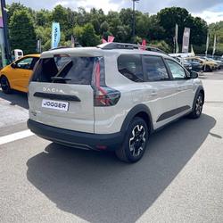 Dacia Jogger Jogger Hybrid 155 7 pl Journey Ploumagoar